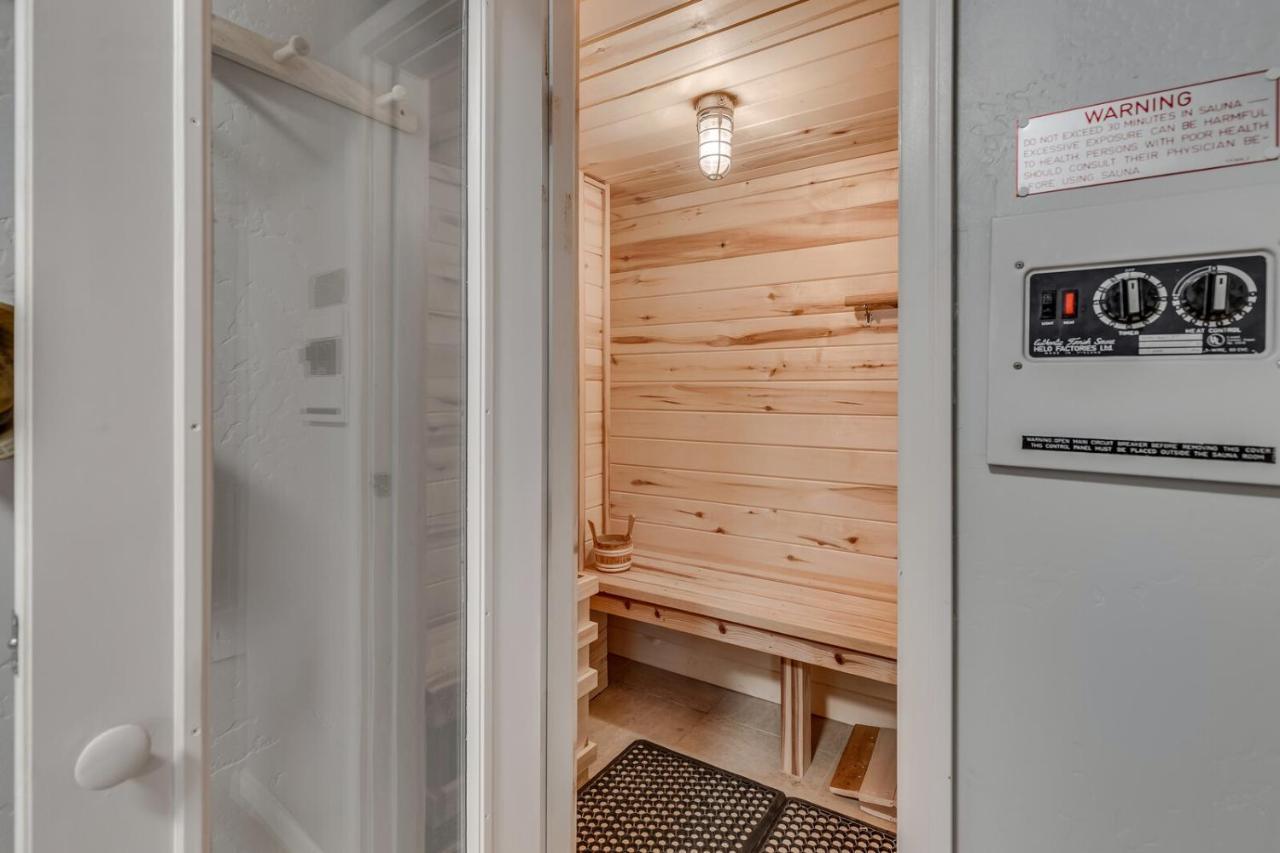 Cozy Home With Sauna In Glenwood Springs Exterior photo